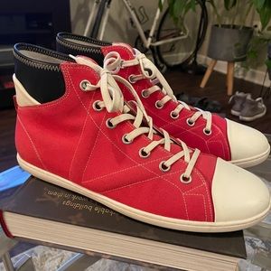 Men’s AUTHENTIC Louis Vuitton high top baseball sneaker boot. US 9.5 (LV 8.5)